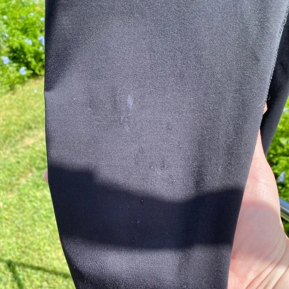 *SOLD* - Lululemon leggings Girls Sz 12/14/16 - Picture 7 of 9